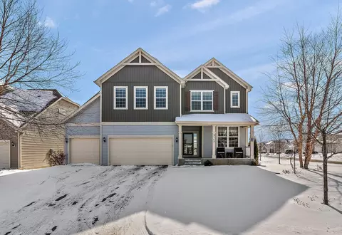 9147 Lighthouse Ln, Woodbury, MN 55129