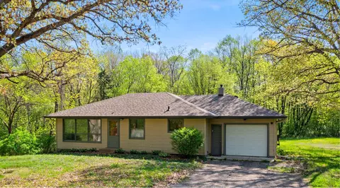 7624 Pioneer Rd, Wyoming, MN 55092