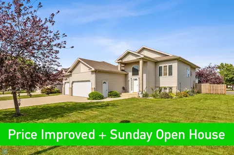3598 Woodbury Park Dr S, Fargo, ND 58103