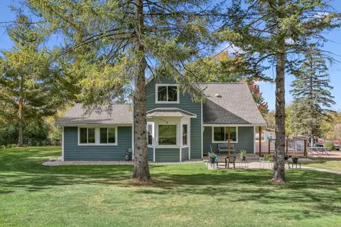 3864 Oakgreen Ave N, Stillwater, MN 55082
