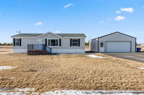 6113 Estate Circle Dr, Brainerd, MN 56401
