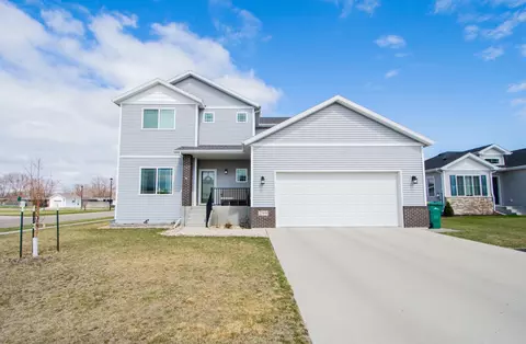 299 Redwood Dr, Mapleton, ND 58059