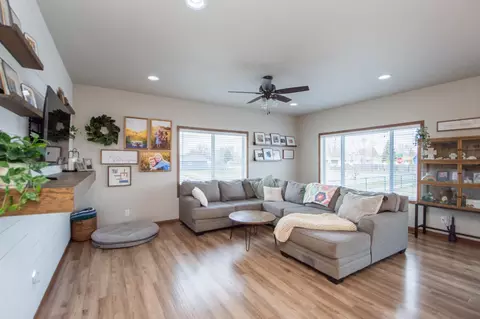 299 Redwood Dr, Mapleton, ND 58059 photo 11