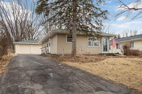 2056 3rd St N, North Saint Paul, MN 55109