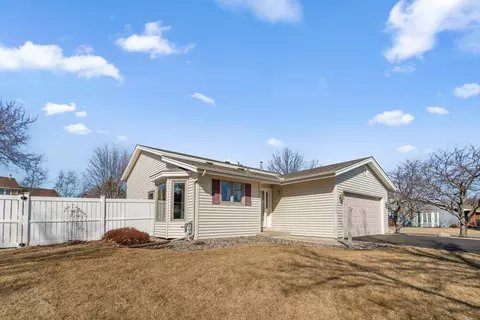 13750 W Preserve Blvd, Burnsville, MN 55337