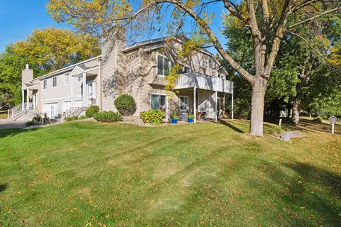 5604 Pompano Dr, Minnetonka, MN 55343