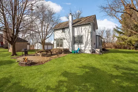 Exterior - 3505 County Road 19, Maple Plain, MN 55359 photo 5 of 11