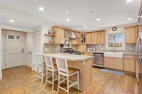 Kitchen - 3505 County Road 19, Maple Plain, MN 55359 photo 1 of 5