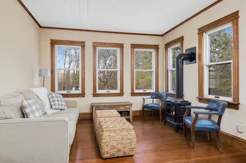 Living - 3505 County Road 19, Maple Plain, MN 55359 photo 4 of 5