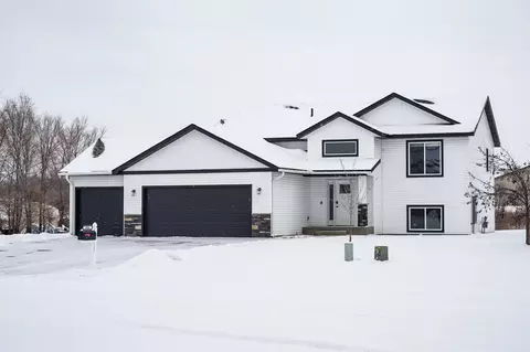 606 2nd Ave SW, Rice, MN 56367