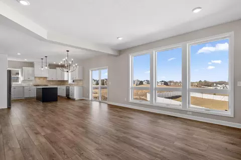 5955 Upper 179th St W, Lakeville, MN 55044