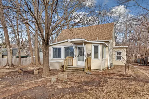 905 Linden St S, Northfield, MN 55057