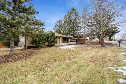 850 John St, Hammond, WI 54015