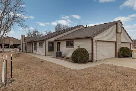 60 Conner Cir SW, Rochester, MN 55902