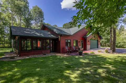 17893 Wood Dr, Crosslake, MN 56442