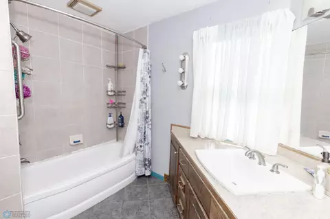 1342 9th Ave S, Fargo, ND 58103 photo 33