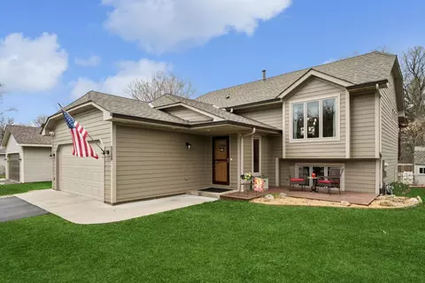 3694 Cardinal Way, Eagan, MN 55123