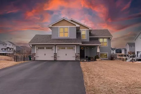 1133 Wyoming St, Roberts, WI 54023