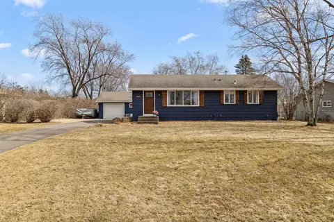 7940 Penn Ave N, Brooklyn Park, MN 55444