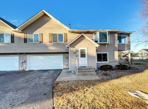 3592 Gershwin Pl N, Oakdale, MN 55128