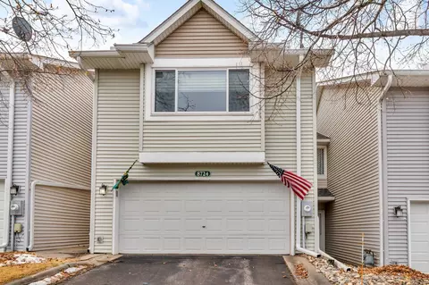 8724 Norway St NW, Coon Rapids, MN 55433