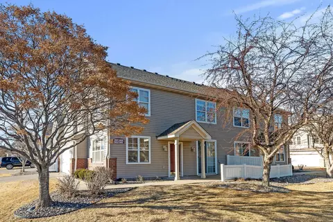 9051 Holly Ln N, Maple Grove, MN 55311