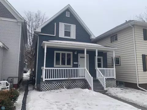 116 Walnut St, Grand Forks, ND 58201