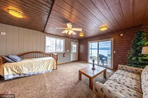 Bedroom - 3187 Viewpoint Rd, Isle, MN 56342 photo 17 of 18