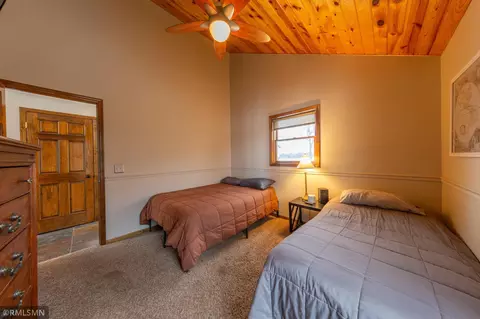 Bedroom - 3187 Viewpoint Rd, Isle, MN 56342 photo 2 of 18