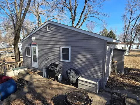 21707 State Highway 22 #6, Richmond, MN 56368