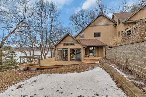 18113 Dove Hill Rd, Eden Valley, MN 55329