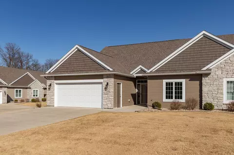 3170 Ivory Rd NE, Rochester, MN 55906