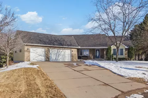 1810 Golf View Dr, Buffalo, MN 55313