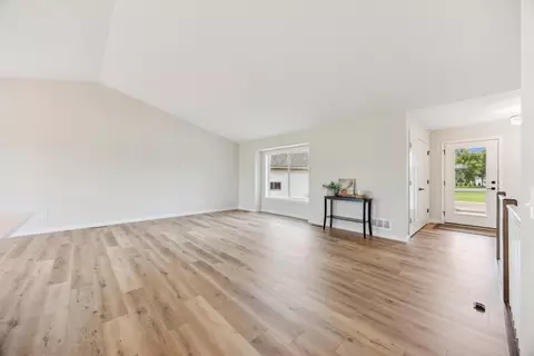 4695 3rd Street Loop NE, Saint Cloud, MN 56304 photo 4