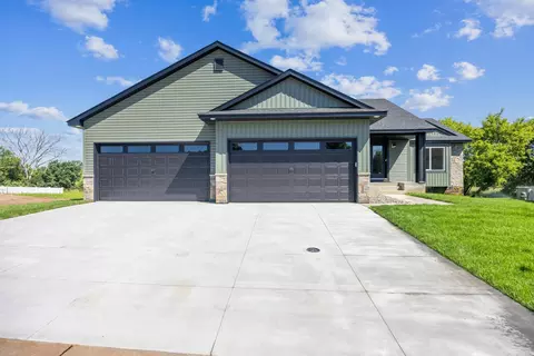 4695 3rd Street Loop NE, Saint Cloud, MN 56304 photo 2