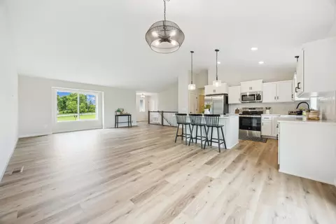 4695 3rd Street Loop NE, Saint Cloud, MN 56304 photo 9