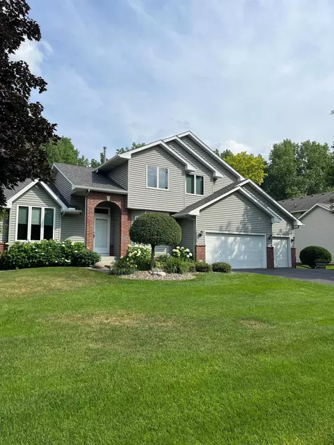13225 54th Ave N, Plymouth, MN 55442