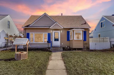 5226 Irving Ave N, Minneapolis, MN 55430