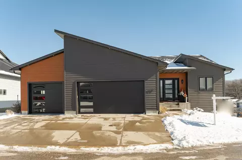 6640 Aster Ln NW, Rochester, MN 55901