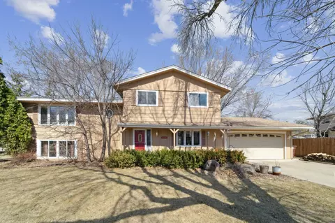 3200 E 126th St, Burnsville, MN 55337