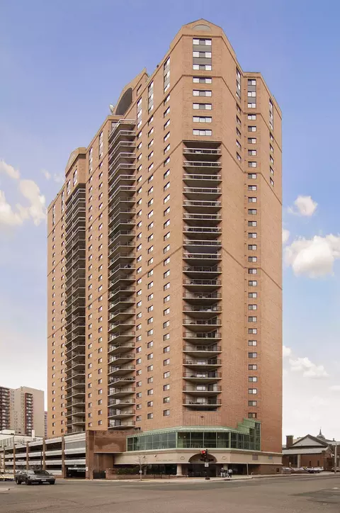 78 10th St E #1007, Saint Paul, MN 55101