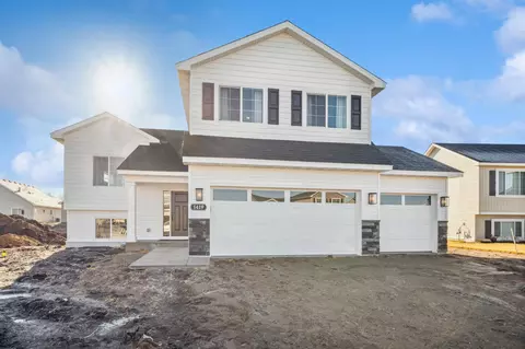 1419 Oak Ridge St, Hanover, MN 55341