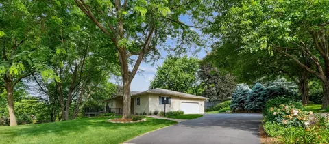 1925 Humboldt Ave, West Saint Paul, MN 55118