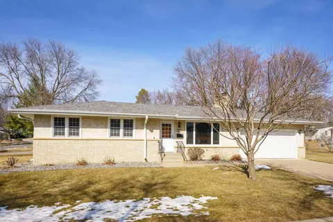 457 Emerson Ave W, West Saint Paul, MN 55118