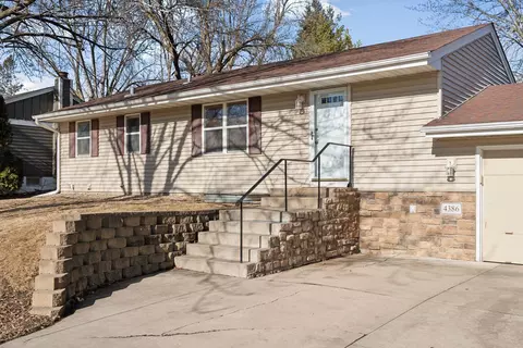 4386 Dakota St SE, Prior Lake, MN 55372