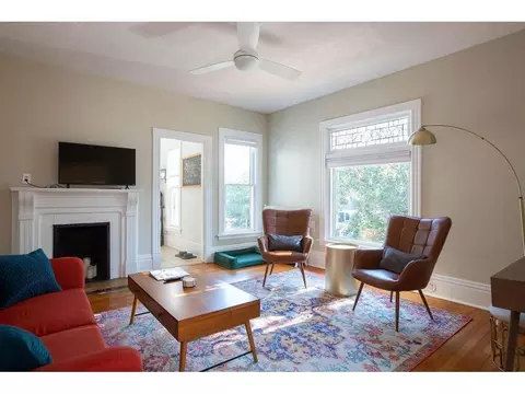 900 W 22nd St, Minneapolis, MN 55405