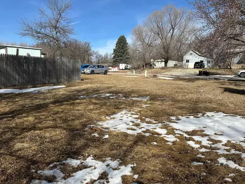 95 5th St, Windom, MN 56101 photo 3