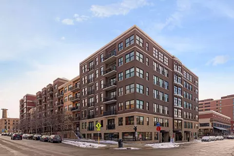 401 2nd St N #5-214, Minneapolis, MN 55401