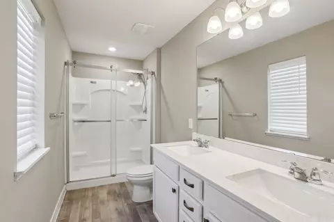 Bath - 7295 Parson Ct NE, Otsego, MN 55330 photo 1 of 3