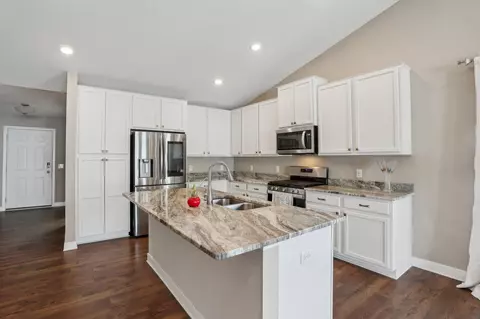 7295 Parson Ct NE, Otsego, MN 55330